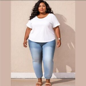 Mudd capri waist, 32, length 23